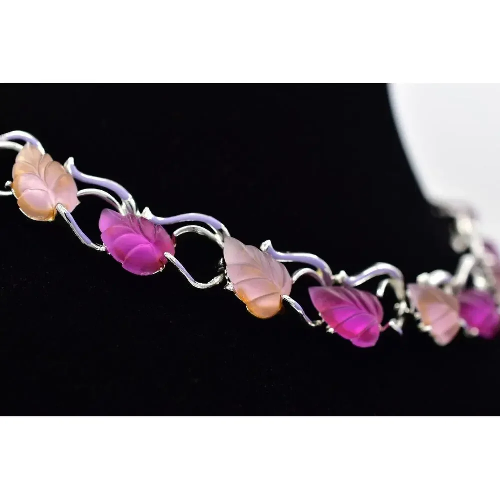 Star Vintage Choker Collar Necklace Purple Lucite Leaf Chunky Signed 1940s BinBJ